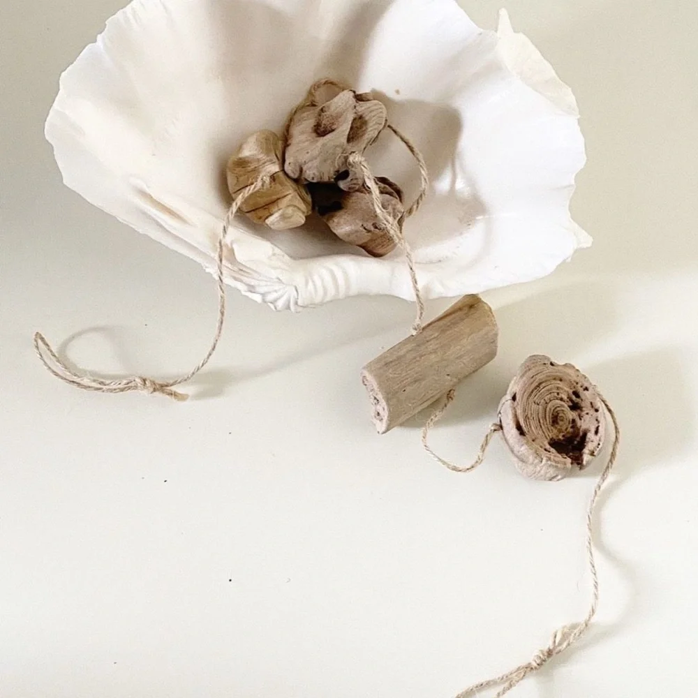 Thirdlee & Co Driftwood Garland - Picture 3 of 8